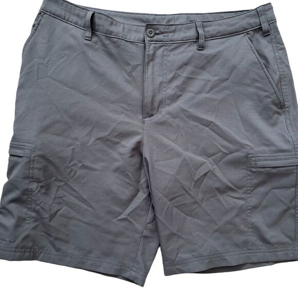 Champion gray flat front polyester shorts with two side zip pockets size 34. - Picture 1 of 3